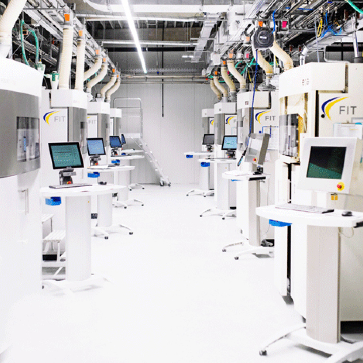 Halle mit Technik der FIT AG