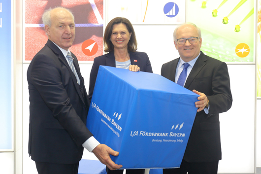 Auf der IHM:<br /><p>Präsident des Bayerischen Handwerkstages Franz Xaver Peteranderl, Wirtschaftsministerin Ilse Aigner, LfA-Vorstandsvorsitzender Dr. Otto Beierl (v. l. n. r.)<br />(© Janine Riekehr)</p>