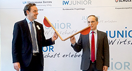 Gaben den Startschuss für das neue JUNIOR-Geschäftsjahr: